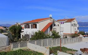 Apartments By The Sea Slatine, Ciovo - 16345